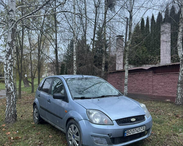 Синій Форд Фієста, об'ємом двигуна 1.2 л та пробігом 250 тис. км за 1900 $, фото 1 на Automoto.ua