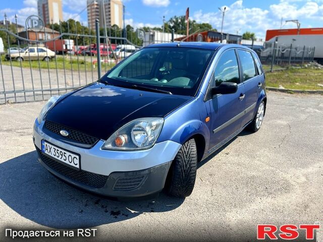 Синій Форд Фієста, об'ємом двигуна 1.2 л та пробігом 260 тис. км за 3150 $, фото 1 на Automoto.ua