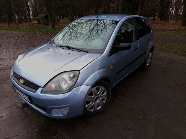 Синий Форд Фиеста, объемом двигателя 1.2 л и пробегом 300 тыс. км за 1900 $, фото 1 на Automoto.ua