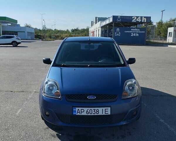 Синий Форд Фиеста, объемом двигателя 1.24 л и пробегом 156 тыс. км за 3800 $, фото 1 на Automoto.ua