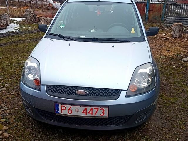 Синій Форд Фієста, об'ємом двигуна 1.3 л та пробігом 19000 тис. км за 2000 $, фото 1 на Automoto.ua