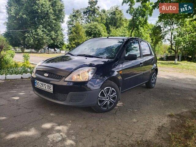 Синій Форд Фієста, об'ємом двигуна 1.39 л та пробігом 150 тис. км за 2500 $, фото 1 на Automoto.ua