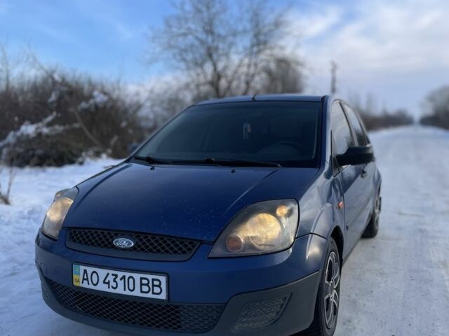 Синий Форд Фиеста, объемом двигателя 1.4 л и пробегом 170 тыс. км за 3200 $, фото 1 на Automoto.ua