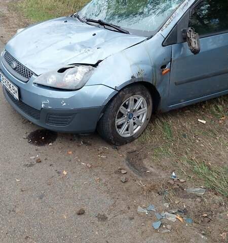 Синій Форд Фієста, об'ємом двигуна 1.3 л та пробігом 191 тис. км за 2000 $, фото 1 на Automoto.ua