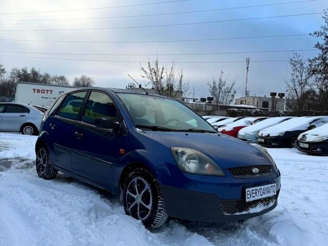 Синий Форд Фиеста, объемом двигателя 1.3 л и пробегом 0 тыс. км за 3350 $, фото 1 на Automoto.ua
