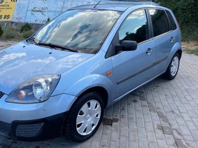Синій Форд Фієста, об'ємом двигуна 1.2 л та пробігом 153 тис. км за 3500 $, фото 1 на Automoto.ua