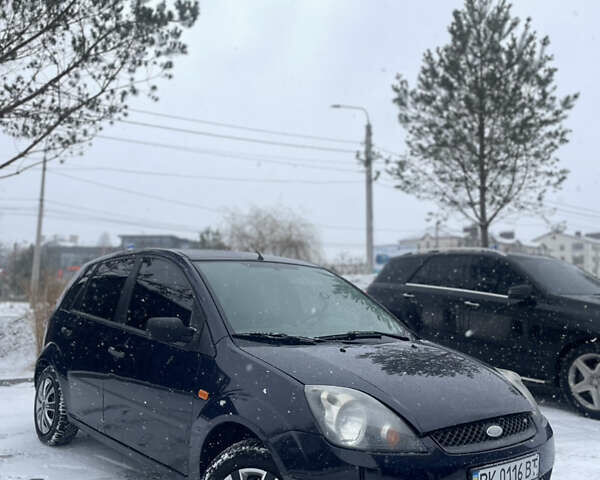 Синій Форд Фієста, об'ємом двигуна 1.24 л та пробігом 269 тис. км за 2999 $, фото 1 на Automoto.ua
