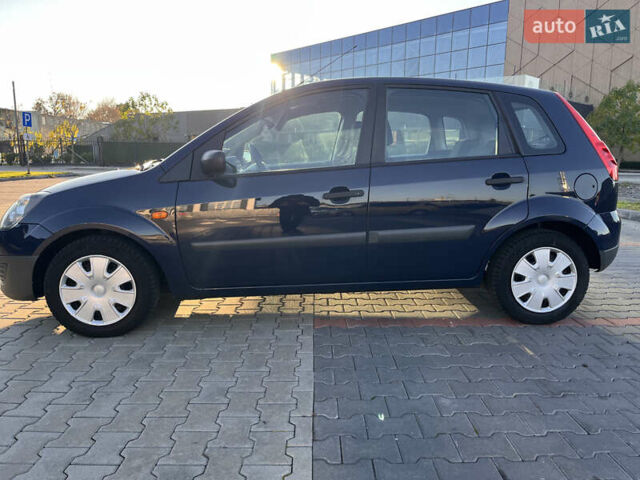 Синій Форд Фієста, об'ємом двигуна 1.3 л та пробігом 258 тис. км за 4300 $, фото 1 на Automoto.ua