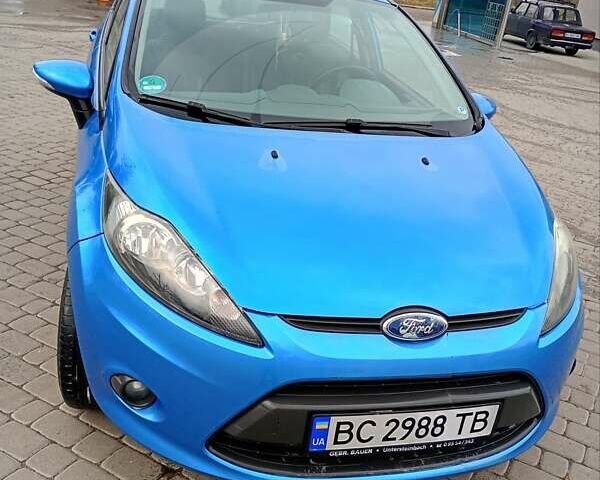 Синий Форд Фиеста, объемом двигателя 1.3 л и пробегом 168 тыс. км за 4300 $, фото 1 на Automoto.ua