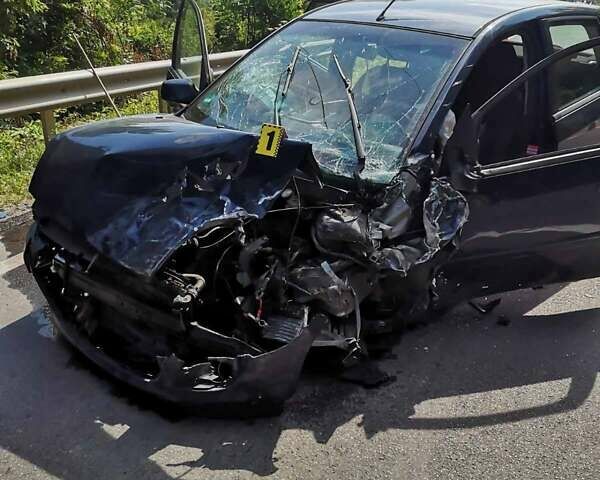 Синий Форд Фиеста, объемом двигателя 1.6 л и пробегом 217 тыс. км за 800 $, фото 1 на Automoto.ua