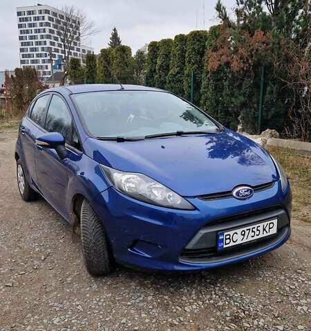 Синий Форд Фиеста, объемом двигателя 1.4 л и пробегом 209 тыс. км за 5500 $, фото 1 на Automoto.ua