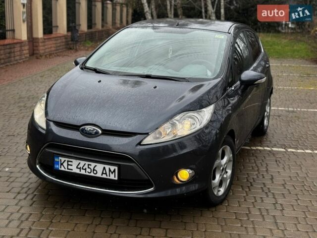 Синий Форд Фиеста, объемом двигателя 1.4 л и пробегом 150 тыс. км за 5200 $, фото 1 на Automoto.ua