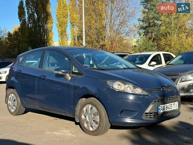 Форд Фієста 2011 у Києві на Automoto.ua Синій Форд Фієста, об'ємом двигуна 1.4 л та пробігом 217 тис. км за 5500 $, фото 1 на Automoto.ua