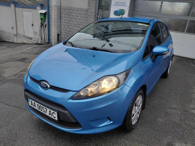 Синий Форд Фиеста, объемом двигателя 1.4 л и пробегом 112 тыс. км за 7500 $, фото 1 на Automoto.ua