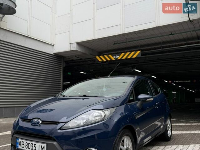 Синий Форд Фиеста, объемом двигателя 1.24 л и пробегом 149 тыс. км за 6300 $, фото 1 на Automoto.ua