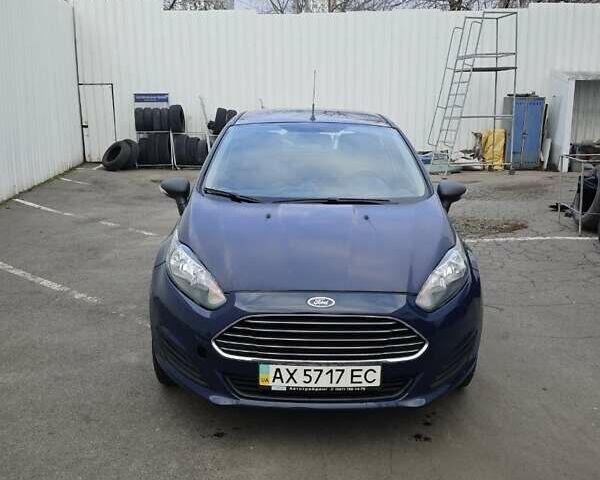 Синий Форд Фиеста, объемом двигателя 1 л и пробегом 110 тыс. км за 5000 $, фото 1 на Automoto.ua