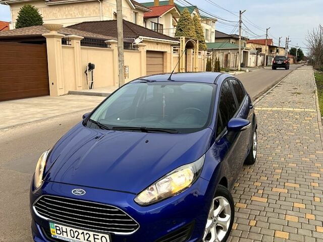 Синий Форд Фиеста, объемом двигателя 1 л и пробегом 590 тыс. км за 7800 $, фото 1 на Automoto.ua