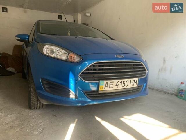 Синий Форд Фиеста, объемом двигателя 1 л и пробегом 60 тыс. км за 9500 $, фото 1 на Automoto.ua