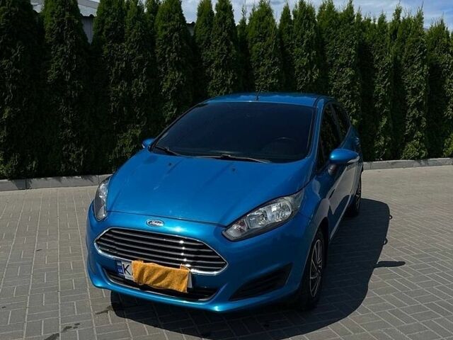 Синий Форд Фиеста, объемом двигателя 1 л и пробегом 150 тыс. км за 5100 $, фото 1 на Automoto.ua
