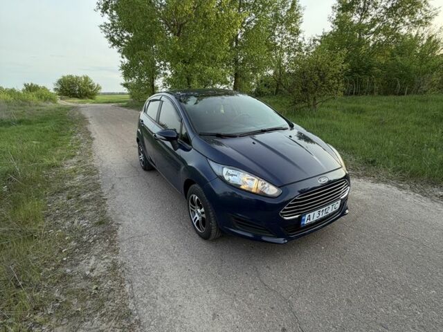 Синий Форд Фиеста, объемом двигателя 1 л и пробегом 230 тыс. км за 5000 $, фото 1 на Automoto.ua