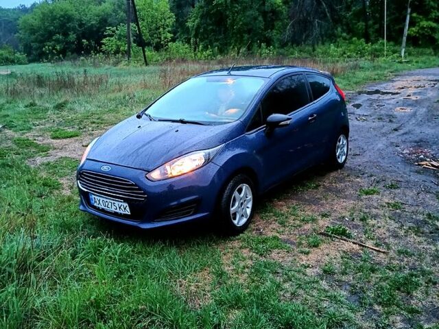 Синій Форд Фієста, об'ємом двигуна 1 л та пробігом 94 тис. км за 5100 $, фото 1 на Automoto.ua