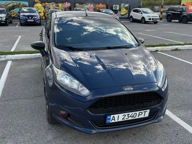 Синий Форд Фиеста, объемом двигателя 1 л и пробегом 165 тыс. км за 5600 $, фото 1 на Automoto.ua