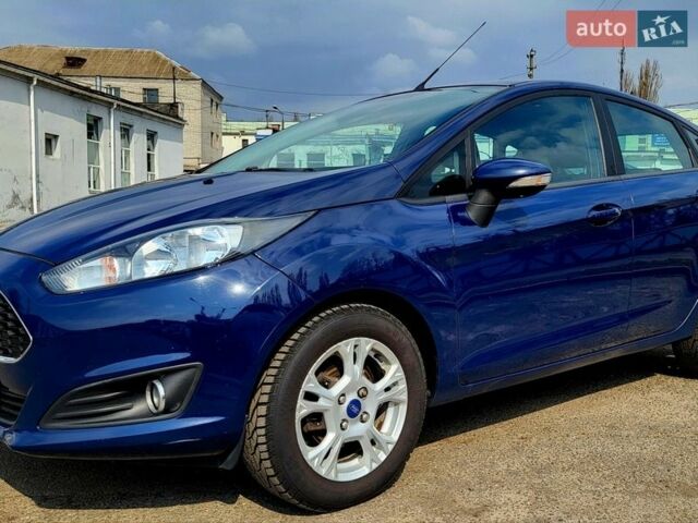 Синій Форд Фієста, об'ємом двигуна 1 л та пробігом 124 тис. км за 5999 $, фото 1 на Automoto.ua