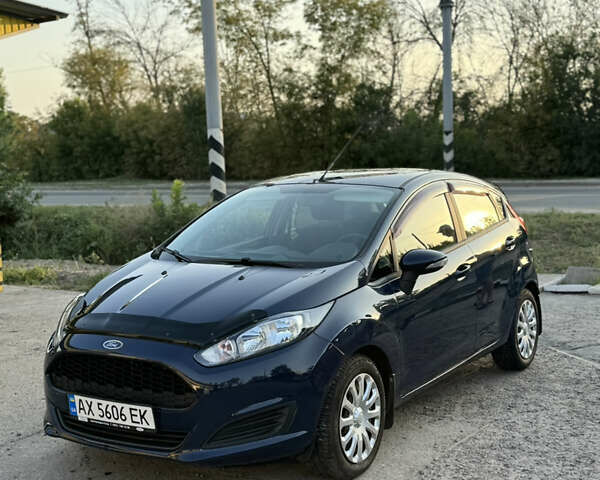 Синий Форд Фиеста, объемом двигателя 1.24 л и пробегом 64 тыс. км за 7500 $, фото 1 на Automoto.ua