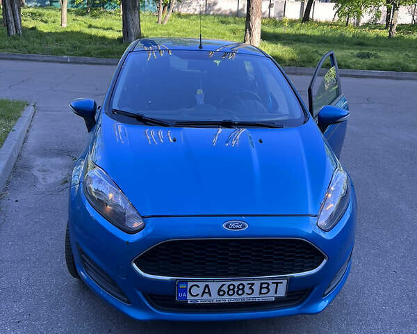 Синій Форд Фієста, об'ємом двигуна 1 л та пробігом 28 тис. км за 10800 $, фото 1 на Automoto.ua