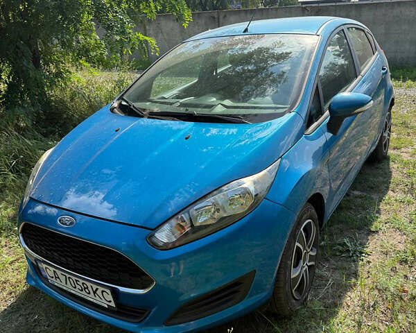 Синий Форд Фиеста, объемом двигателя 1 л и пробегом 94 тыс. км за 7500 $, фото 1 на Automoto.ua
