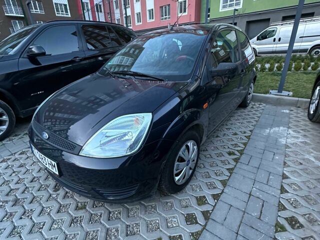 Синий Форд Фиеста, объемом двигателя 1.4 л и пробегом 146 тыс. км за 3600 $, фото 1 на Automoto.ua
