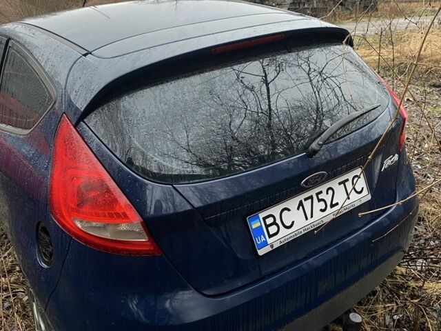 Синій Форд Фієста, об'ємом двигуна 1.2 л та пробігом 200 тис. км за 2500 $, фото 1 на Automoto.ua