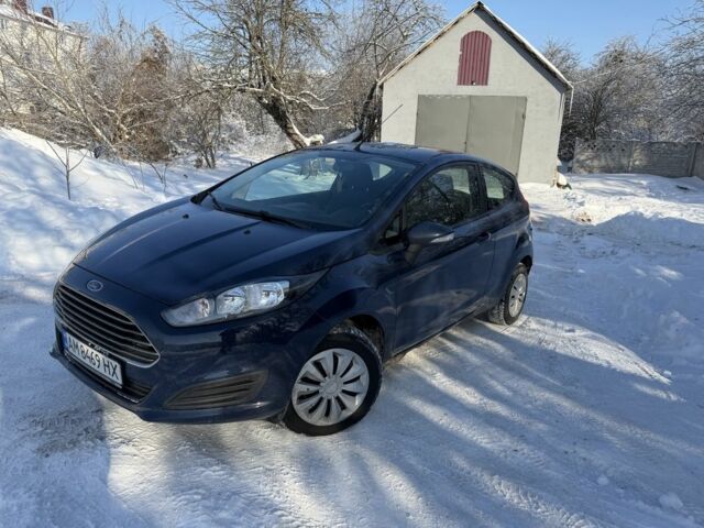 Синій Форд Фієста, об'ємом двигуна 1 л та пробігом 145 тис. км за 4800 $, фото 1 на Automoto.ua