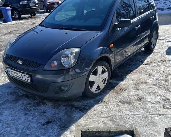 Синий Форд Фиеста, объемом двигателя 1.4 л и пробегом 270 тыс. км за 4200 $, фото 1 на Automoto.ua