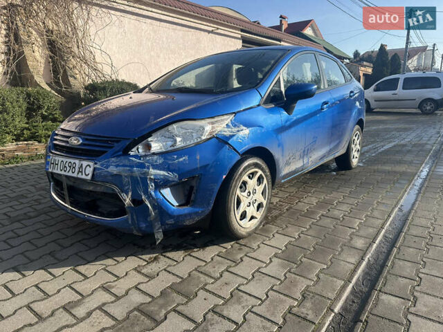Синій Форд Фієста, об'ємом двигуна 1.6 л та пробігом 178 тис. км за 3800 $, фото 1 на Automoto.ua