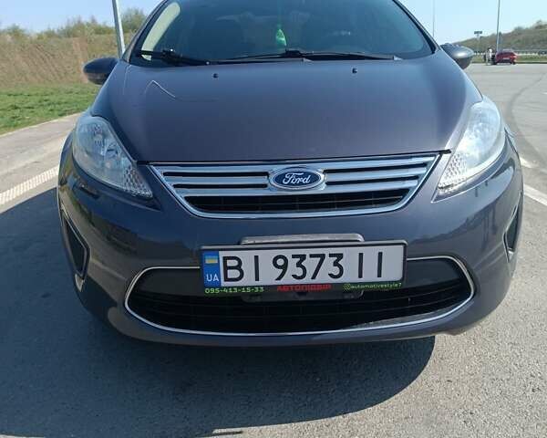 Синий Форд Фиеста, объемом двигателя 1.6 л и пробегом 98 тыс. км за 6100 $, фото 1 на Automoto.ua
