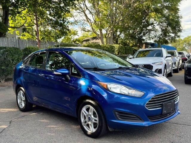 Синій Форд Фієста, об'ємом двигуна 1.6 л та пробігом 30 тис. км за 4100 $, фото 1 на Automoto.ua