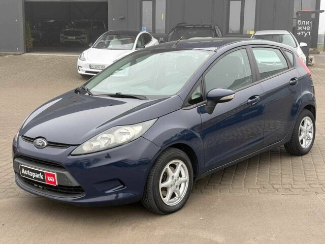 Синій Форд Фієста, об'ємом двигуна 1.4 л та пробігом 240 тис. км за 6190 $, фото 1 на Automoto.ua