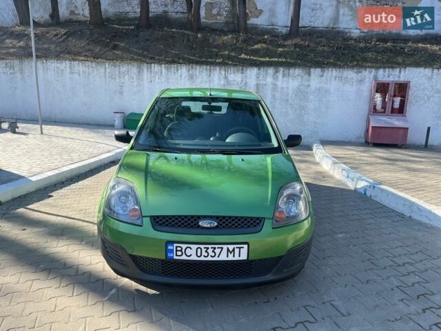 Зелений Форд Фієста, об'ємом двигуна 1.39 л та пробігом 143 тис. км за 3900 $, фото 1 на Automoto.ua
