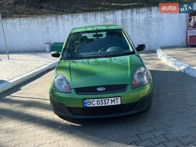 Зелений Форд Фієста, об'ємом двигуна 1.39 л та пробігом 143 тис. км за 3950 $, фото 1 на Automoto.ua