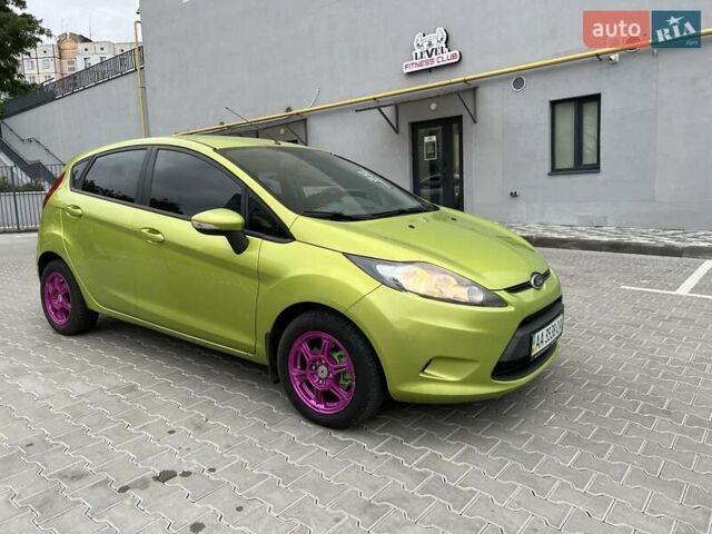 Форд Фиеста 2011 в Фастове на Automoto.ua Зеленый Форд Фиеста, объемом двигателя 1.39 л и пробегом 110 тыс. км за 6499 $, фото 1 на Automoto.ua
