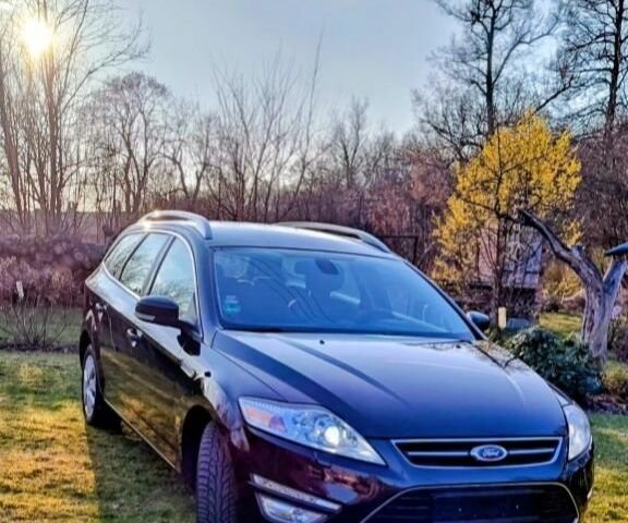 Чорний Форд Флекс, об'ємом двигуна 2 л та пробігом 195 тис. км за 8500 $, фото 1 на Automoto.ua