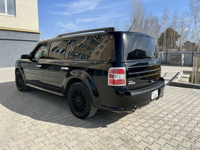 Черный Форд Флекс, объемом двигателя 3.5 л и пробегом 142 тыс. км за 14000 $, фото 1 на Automoto.ua