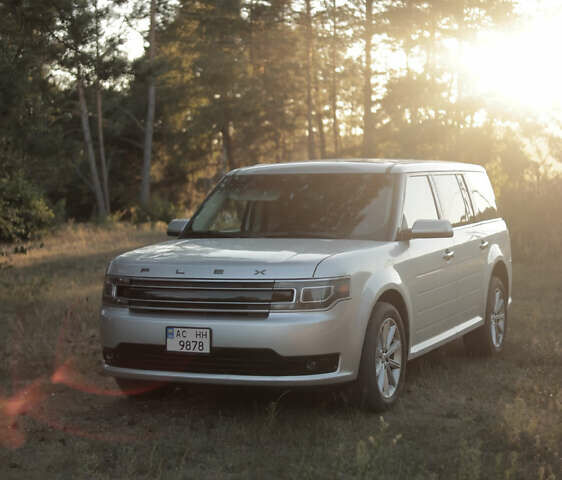 Форд Флекс, объемом двигателя 3.5 л и пробегом 111 тыс. км за 17000 $, фото 1 на Automoto.ua