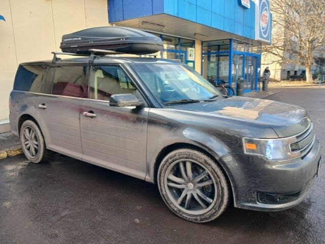 Серый Форд Флекс, объемом двигателя 3.5 л и пробегом 60 тыс. км за 13000 $, фото 1 на Automoto.ua