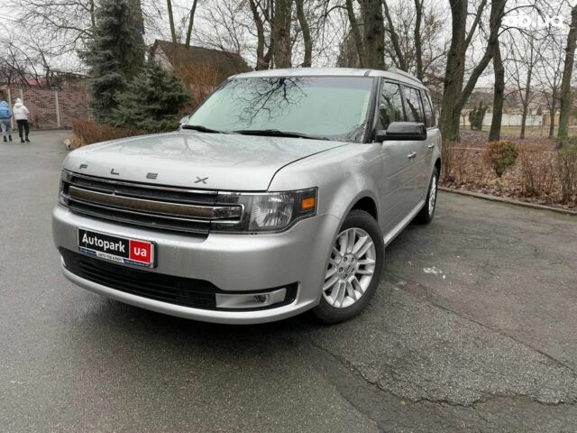 Серый Форд Флекс, объемом двигателя 35 л и пробегом 107 тыс. км за 13990 $, фото 1 на Automoto.ua