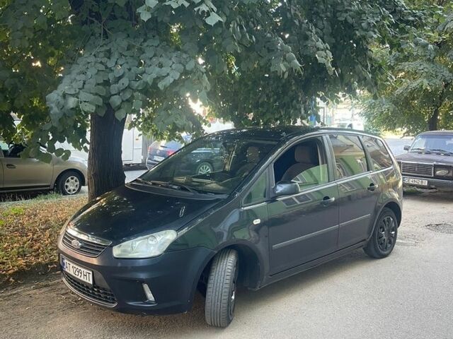 Черный Форд Focus C-Max, объемом двигателя 1.56 л и пробегом 318 тыс. км за 4400 $, фото 1 на Automoto.ua