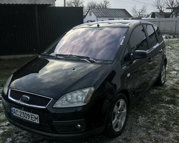 Красный Форд Focus C-Max, объемом двигателя 1.8 л и пробегом 307 тыс. км за 4200 $, фото 1 на Automoto.ua