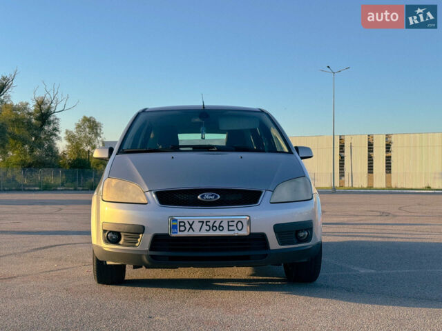 Серый Форд Focus C-Max, объемом двигателя 1.8 л и пробегом 317 тыс. км за 4300 $, фото 1 на Automoto.ua