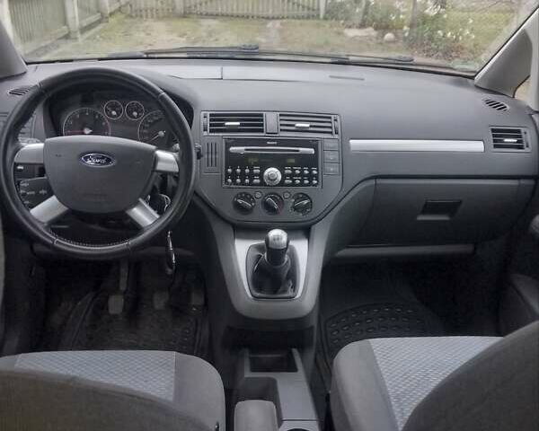 Серый Форд Focus C-Max, объемом двигателя 1.6 л и пробегом 223 тыс. км за 5300 $, фото 1 на Automoto.ua